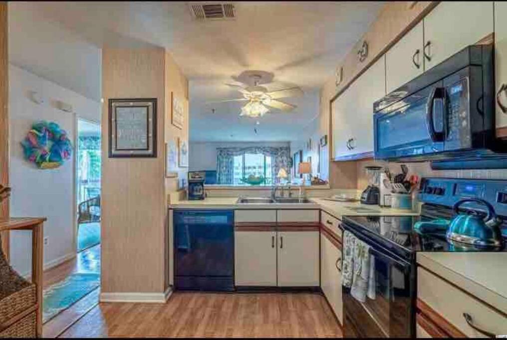 Lovely 2-Bedroom Condo With Pool Myrtle Beach Exterior photo