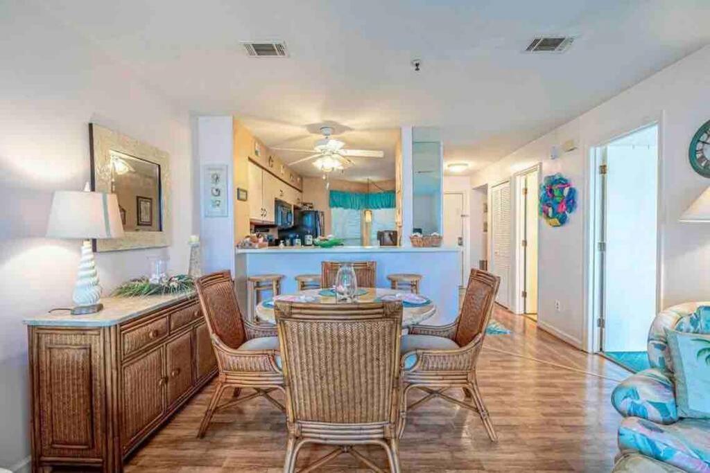 Lovely 2-Bedroom Condo With Pool Myrtle Beach Exterior photo
